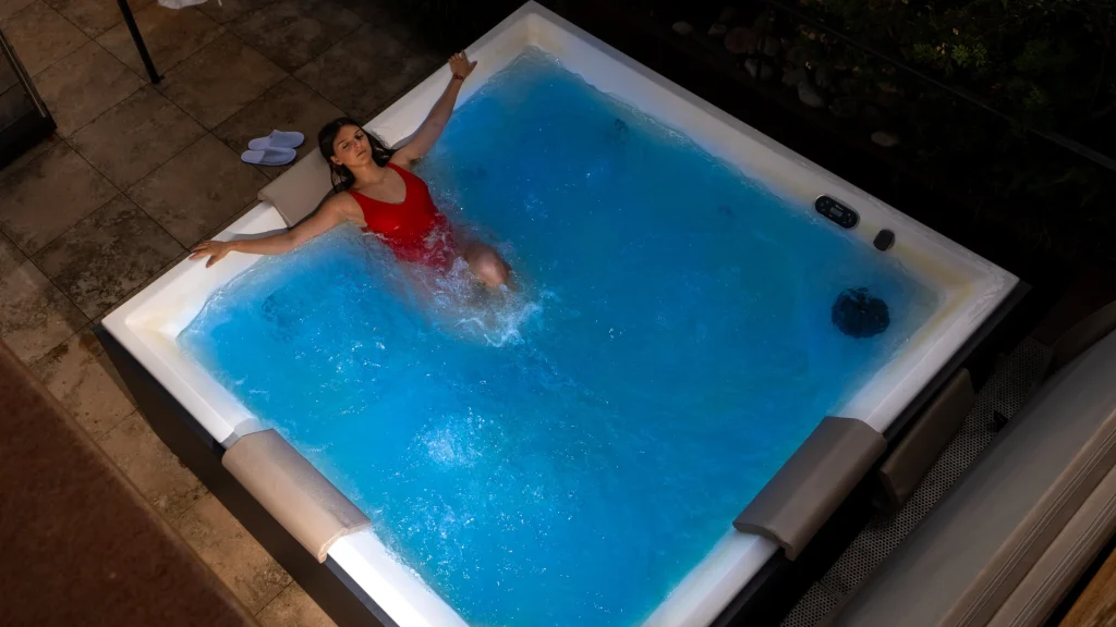 Außenwhirlpool im SPA der Villa Balis Crema